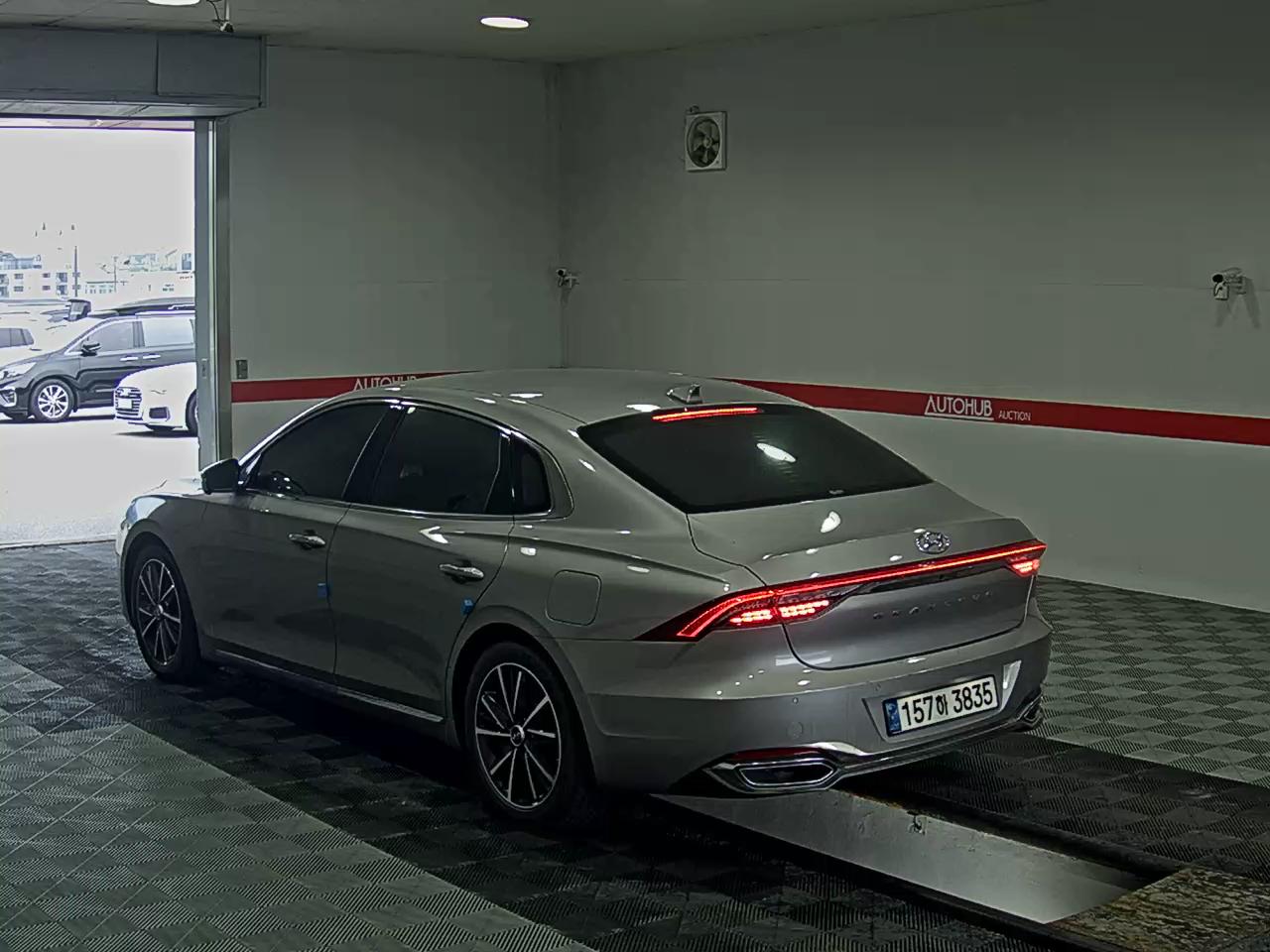 2021 - hyundai grandeur