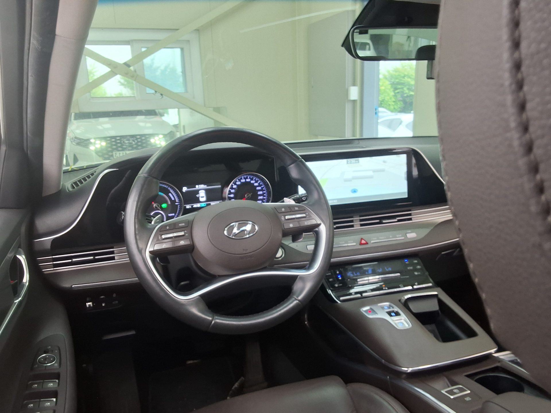 2021 - hyundai grandeur