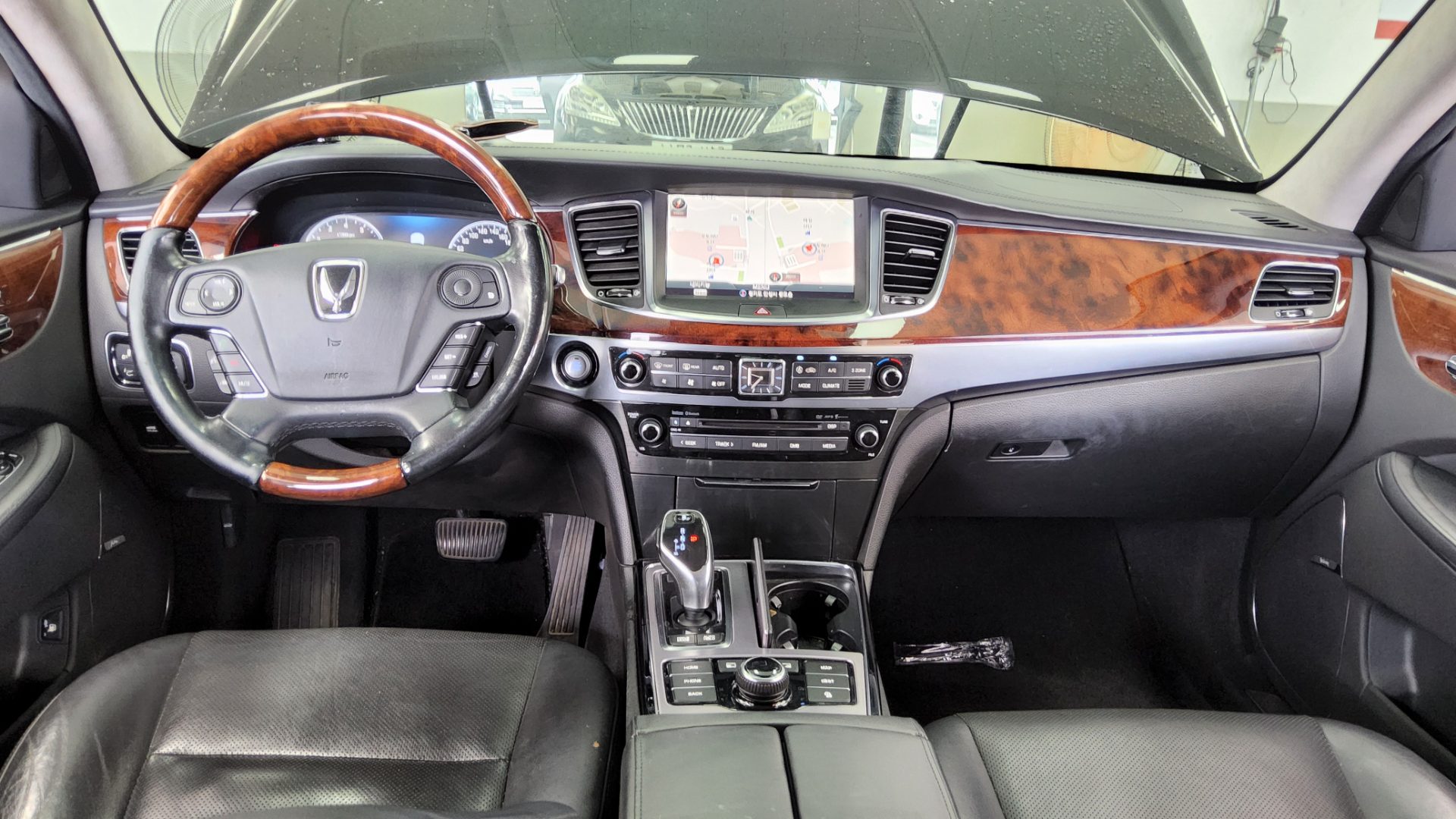 2015 - hyundai equus