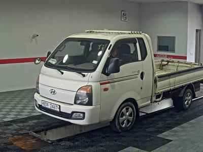 HYUNDAI PORTER II SUPER CAB EXTRA WHEELBASE SUPER