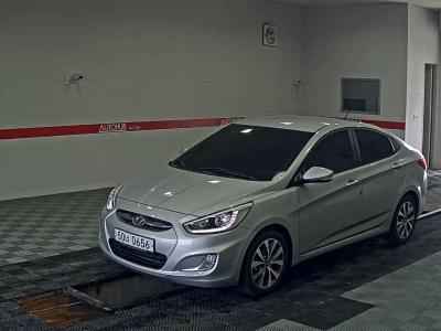 HYUNDAI ACCENT VVT