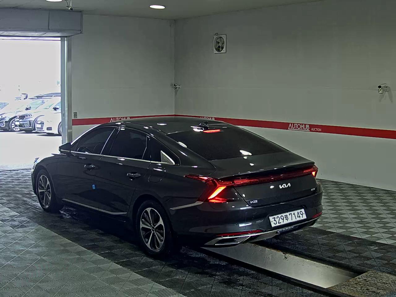 2023 - kia k8