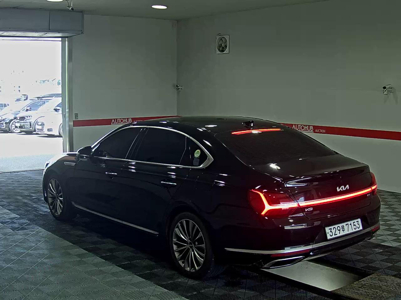 2023 - kia k9