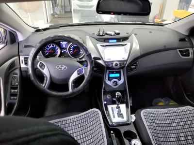 هيونداي أفانتي Md M16 Gdi Premier 2012 PREMIER