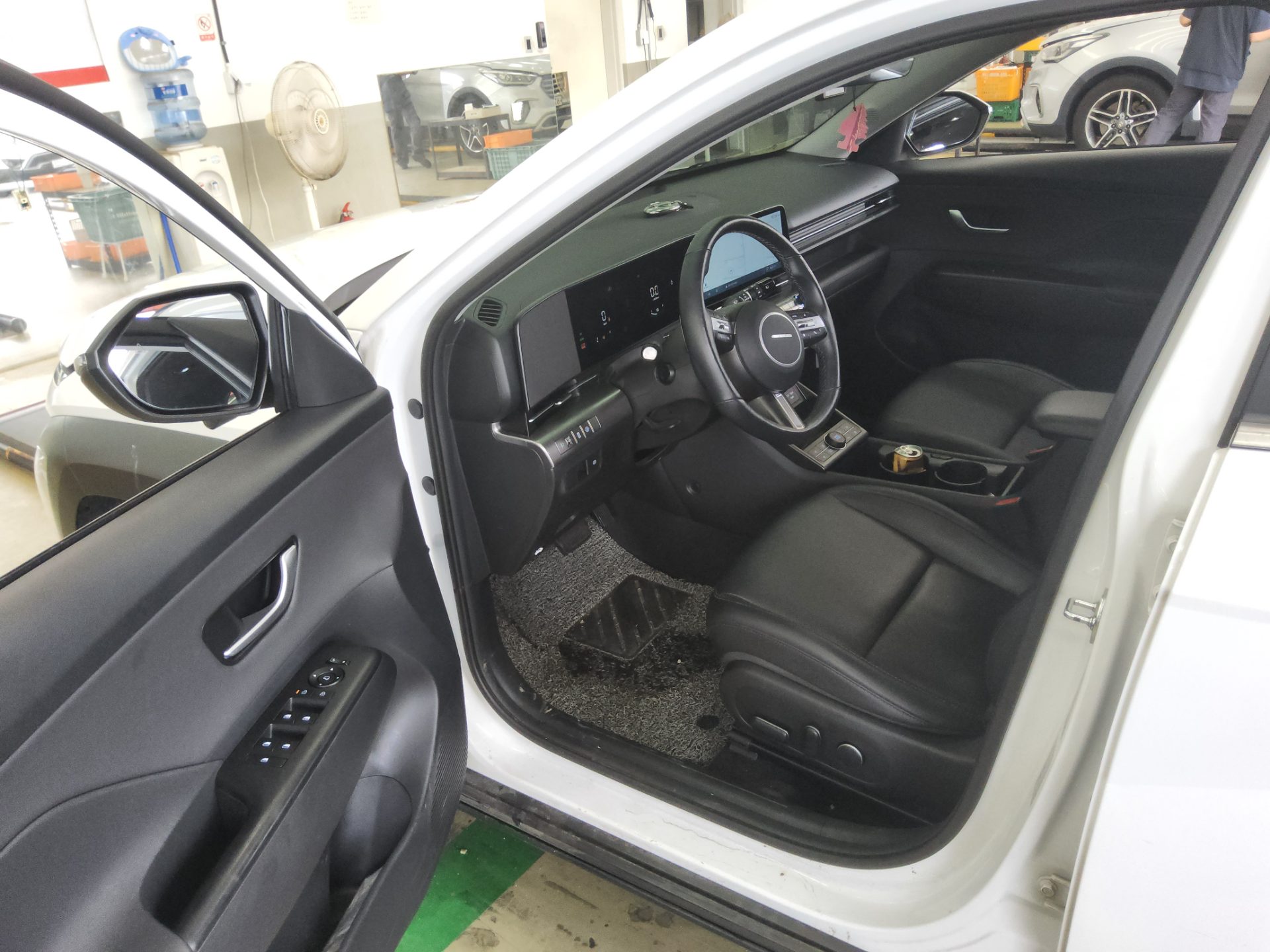 2023 - hyundai kona