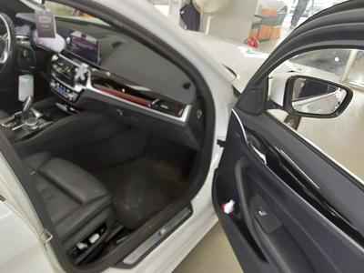 بي إم دبليو 5 Series (7Th Gen) 520D Xdrive M Sport Pack Plus 2020 SPORT PLUS