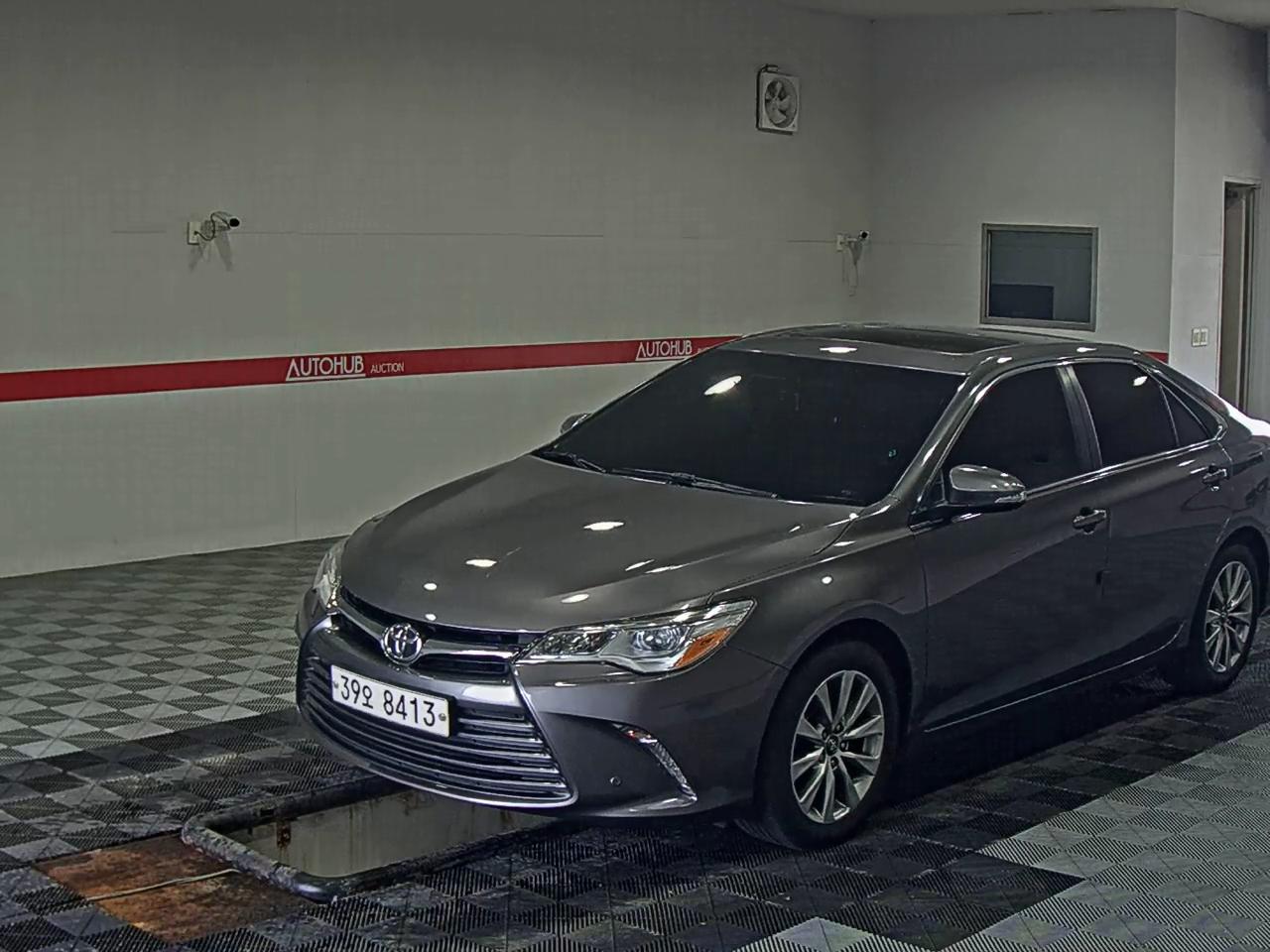 2017 - toyota camry