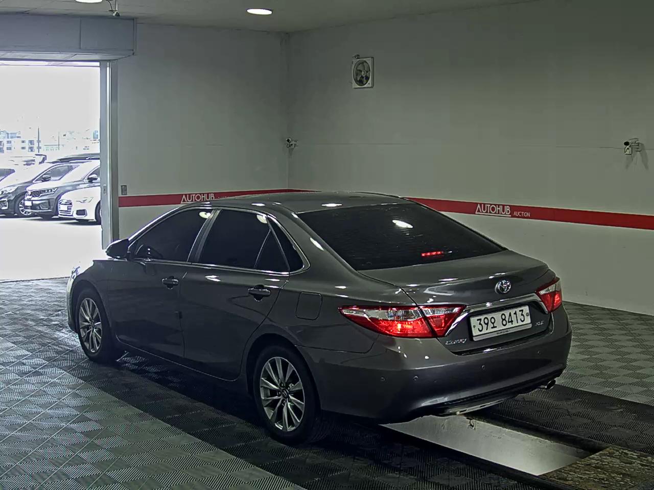 2017 - toyota camry
