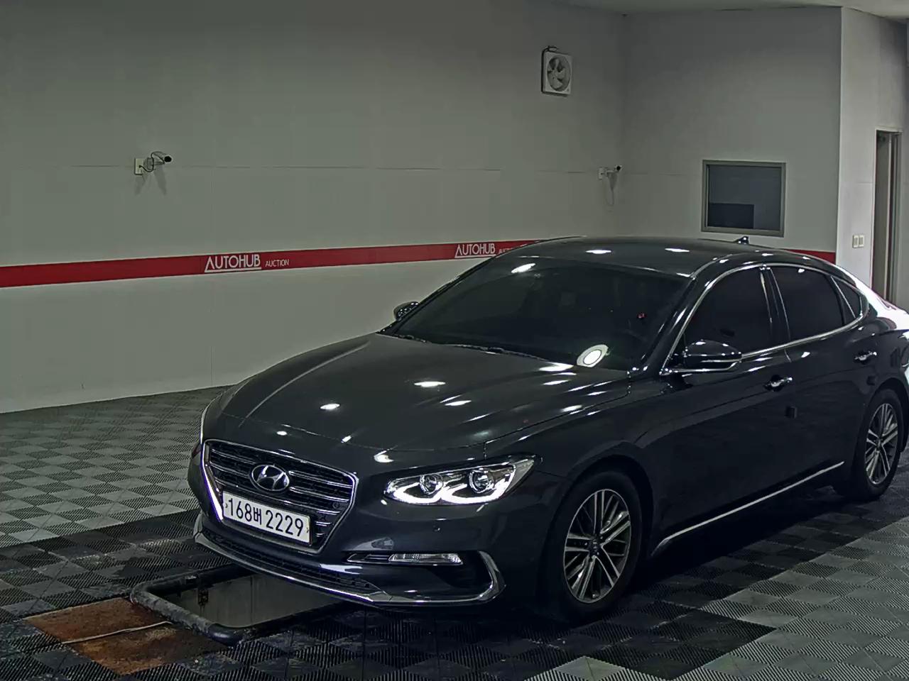 2018 - hyundai grandeur