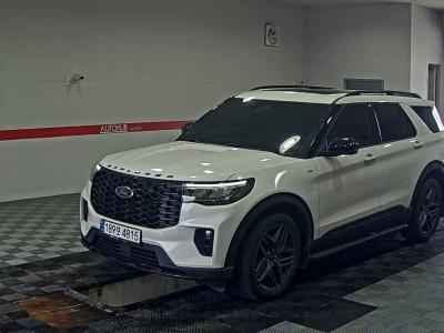 FORD EXPLORER (6TH GEN)