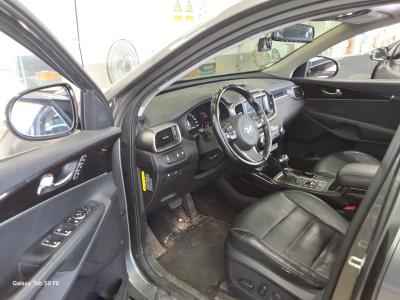 كيا الجديد كلياً سورينتو R2.2 دفع رباعي Noblesse Special 2015 NOBLESSE SPECIAL