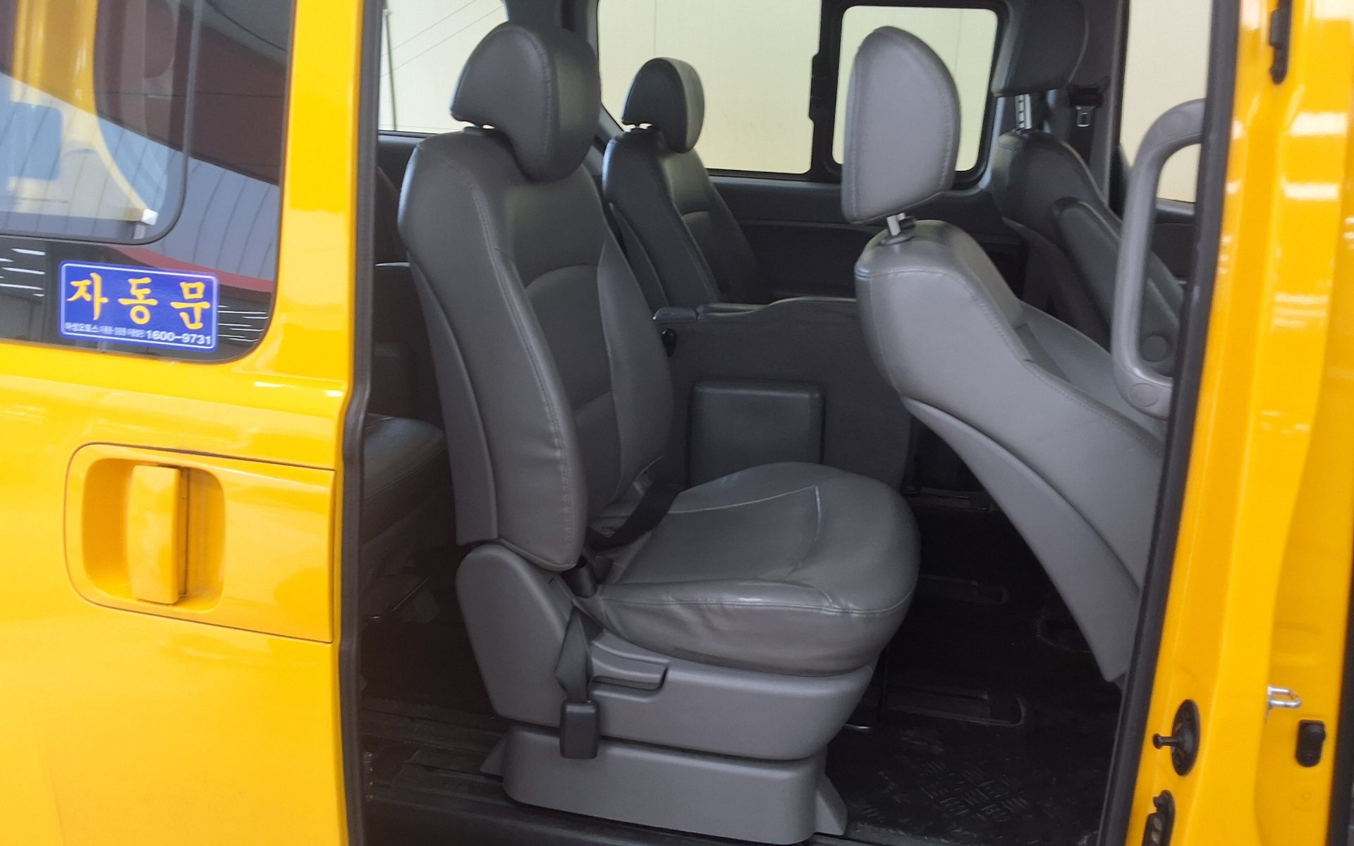 2015 - hyundai grand starex