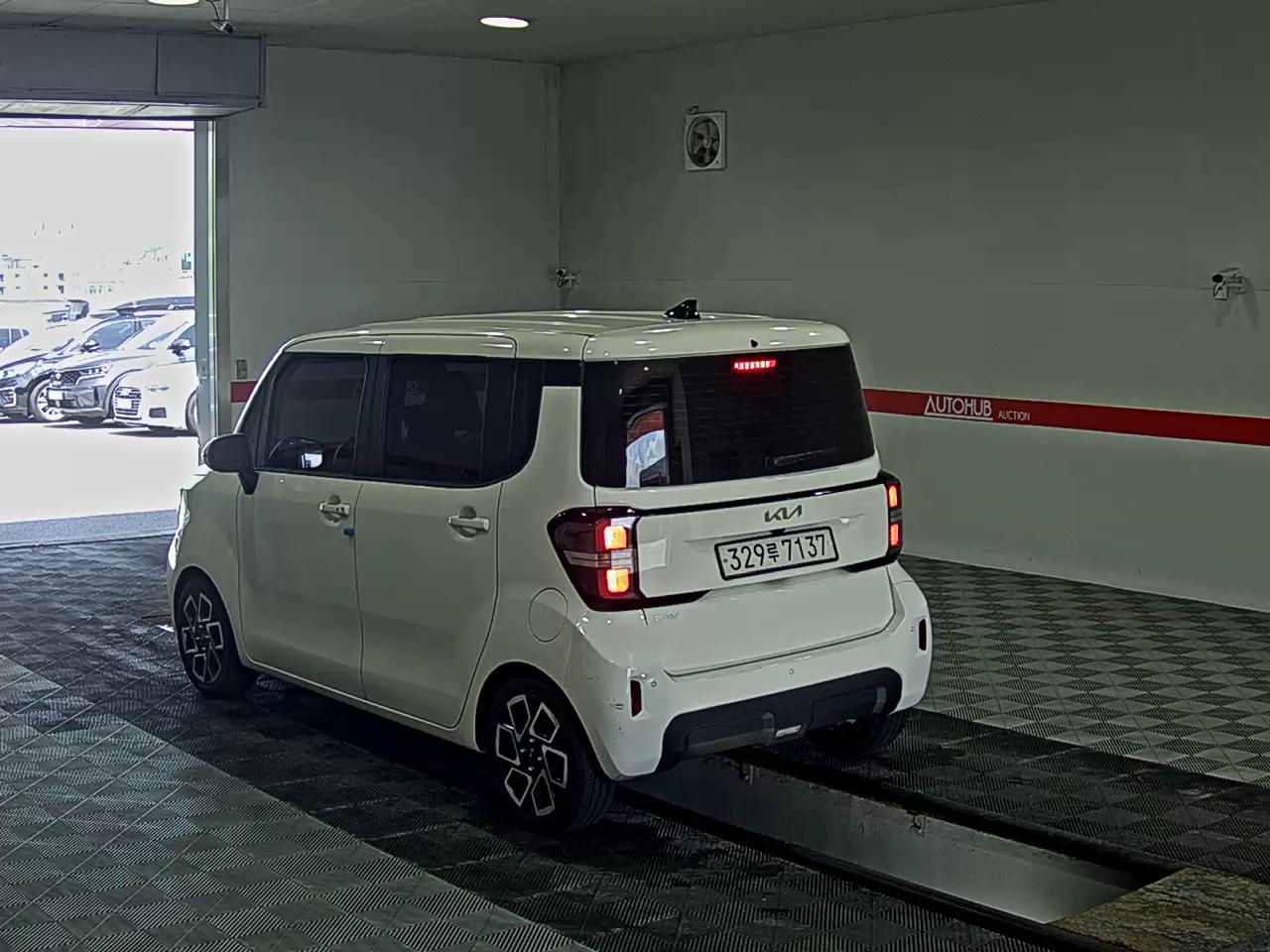 2023 - kia ray