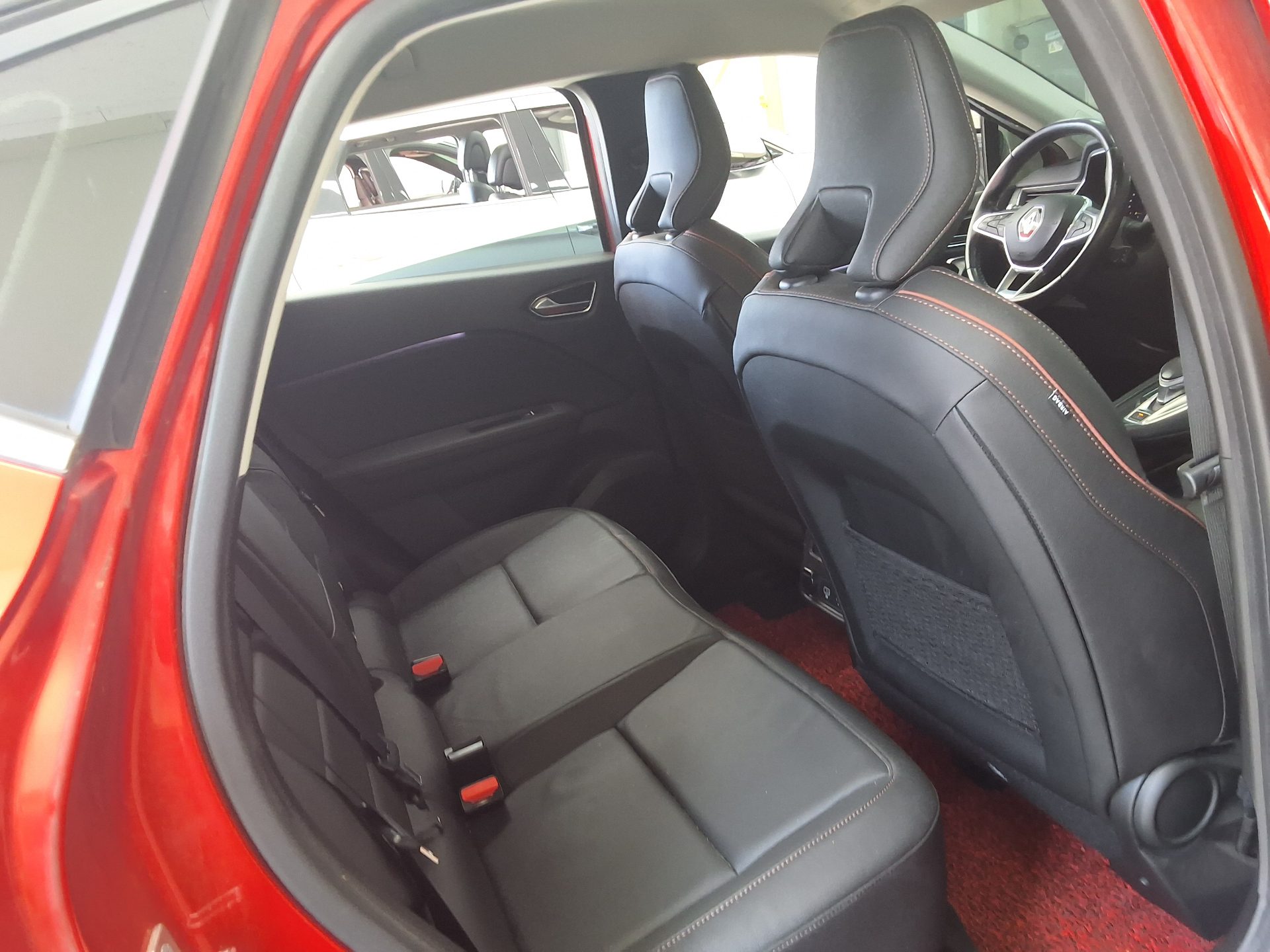 2021 - renault captur