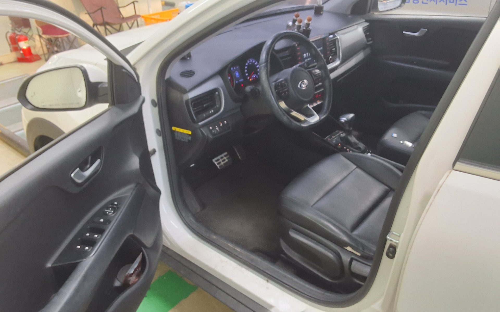 2018 - kia stonic