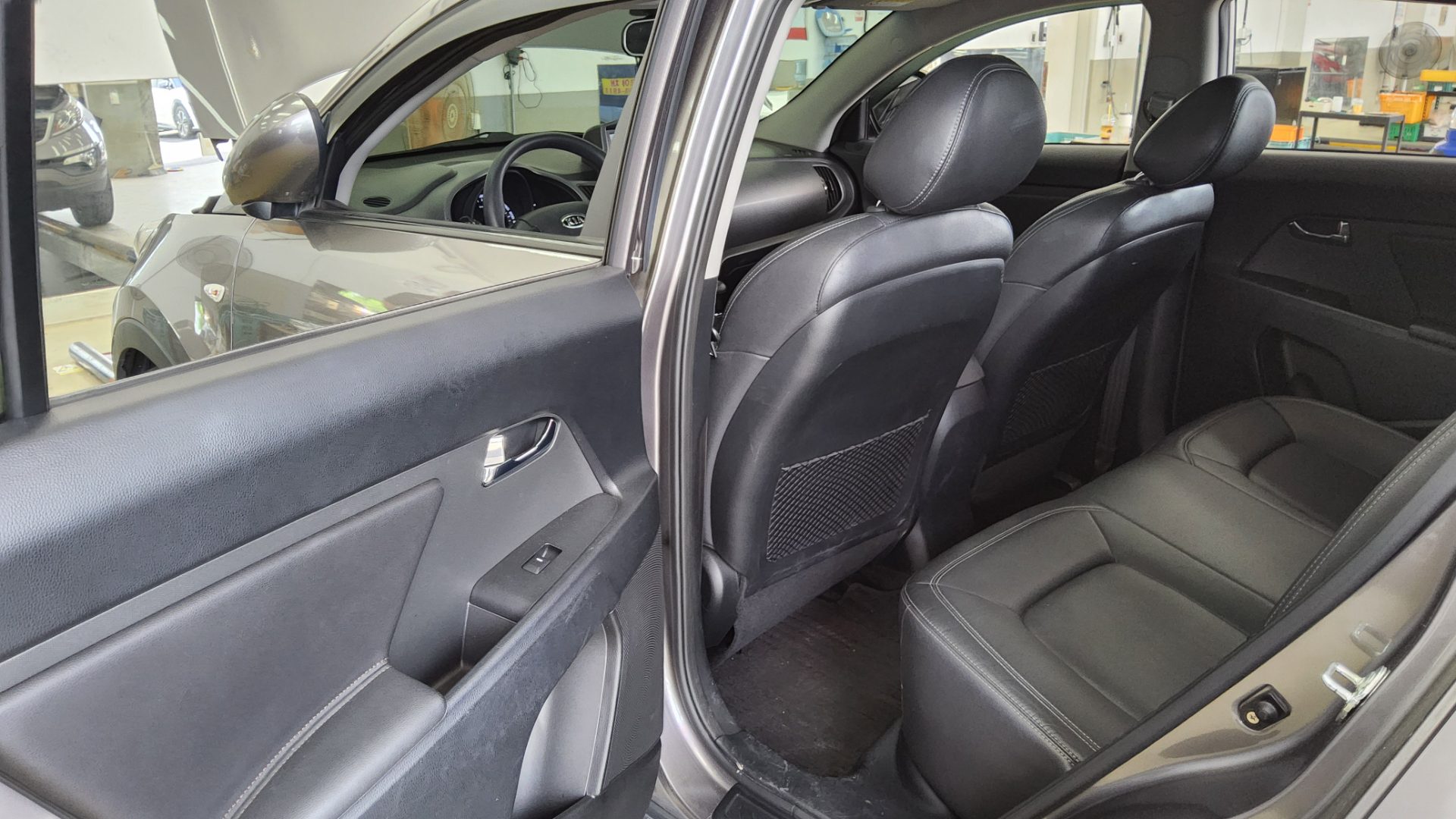 2011 - kia sportage