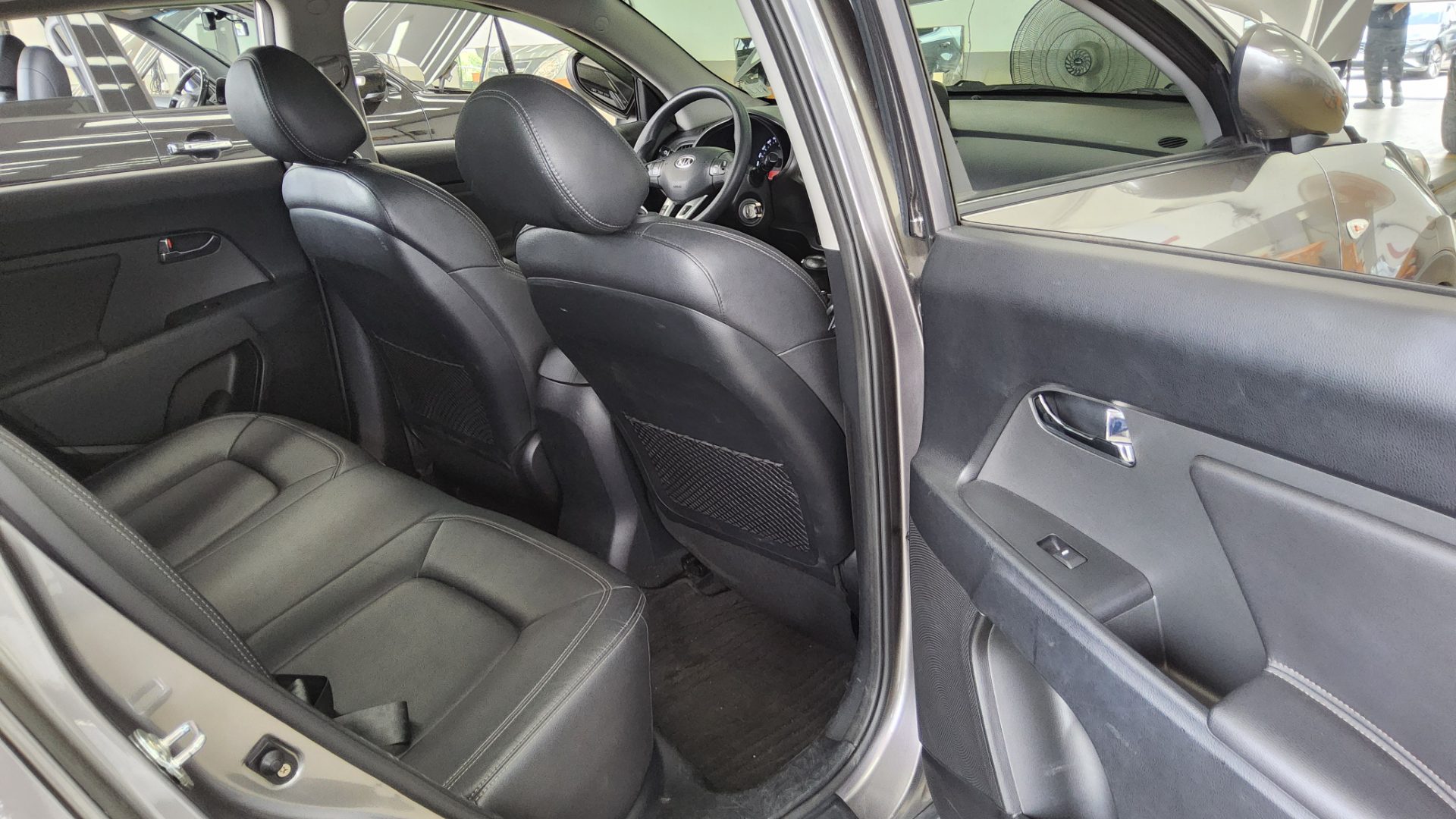 2011 - kia sportage