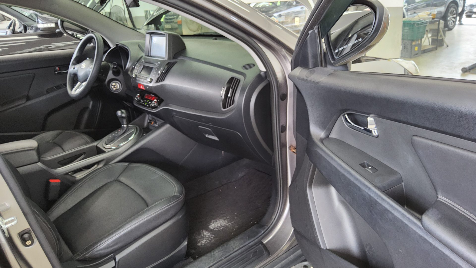 2011 - kia sportage