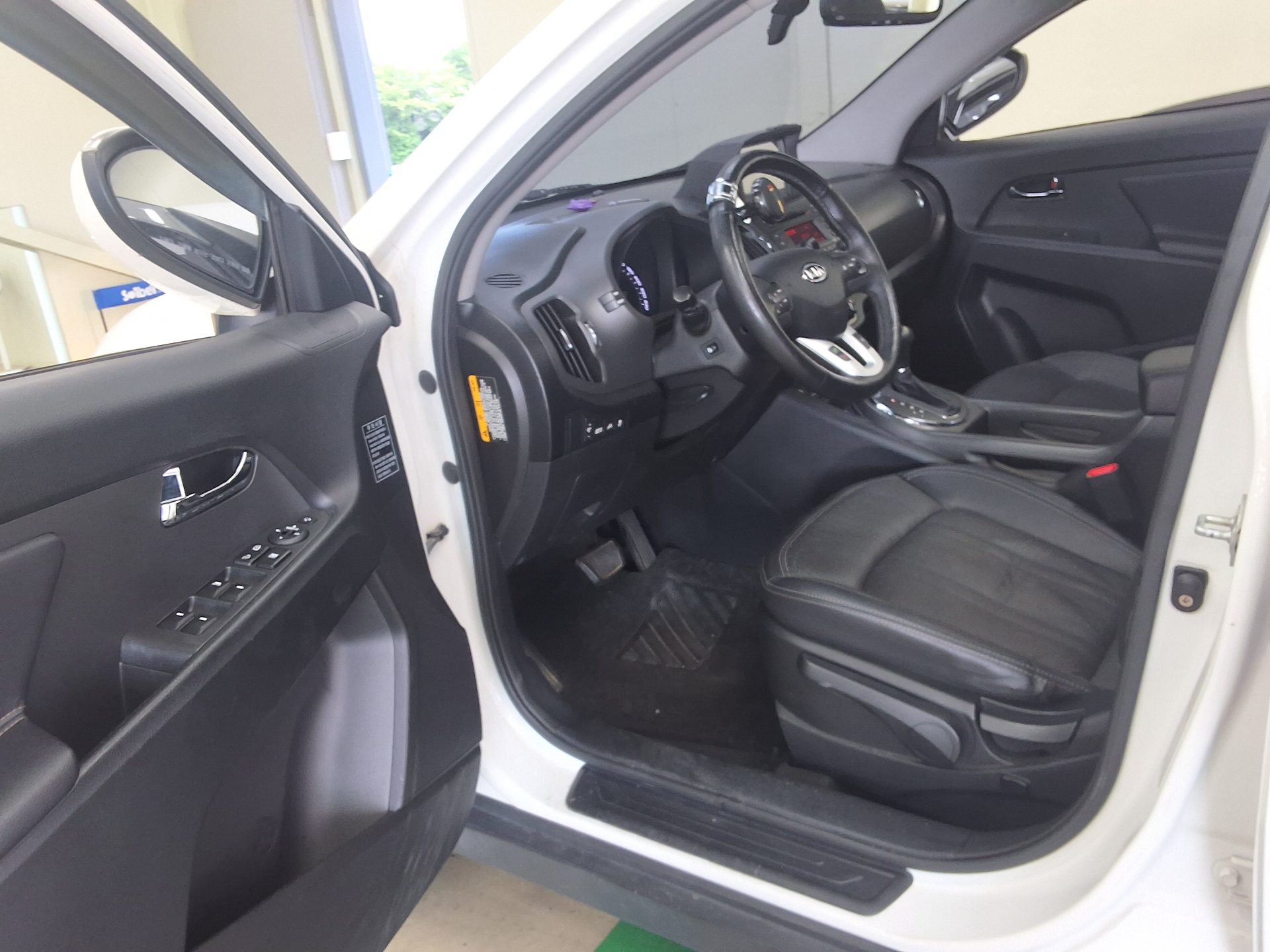 2012 - kia sportage