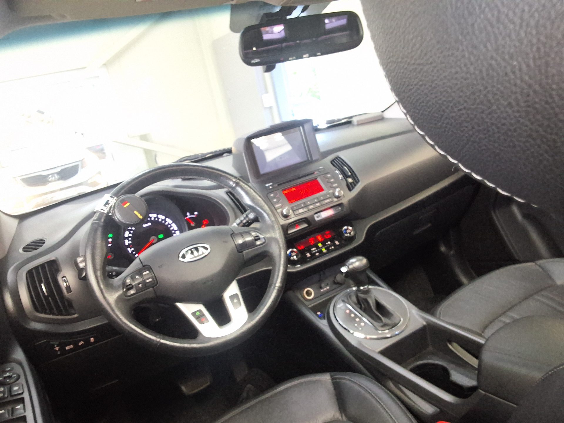 2012 - kia sportage