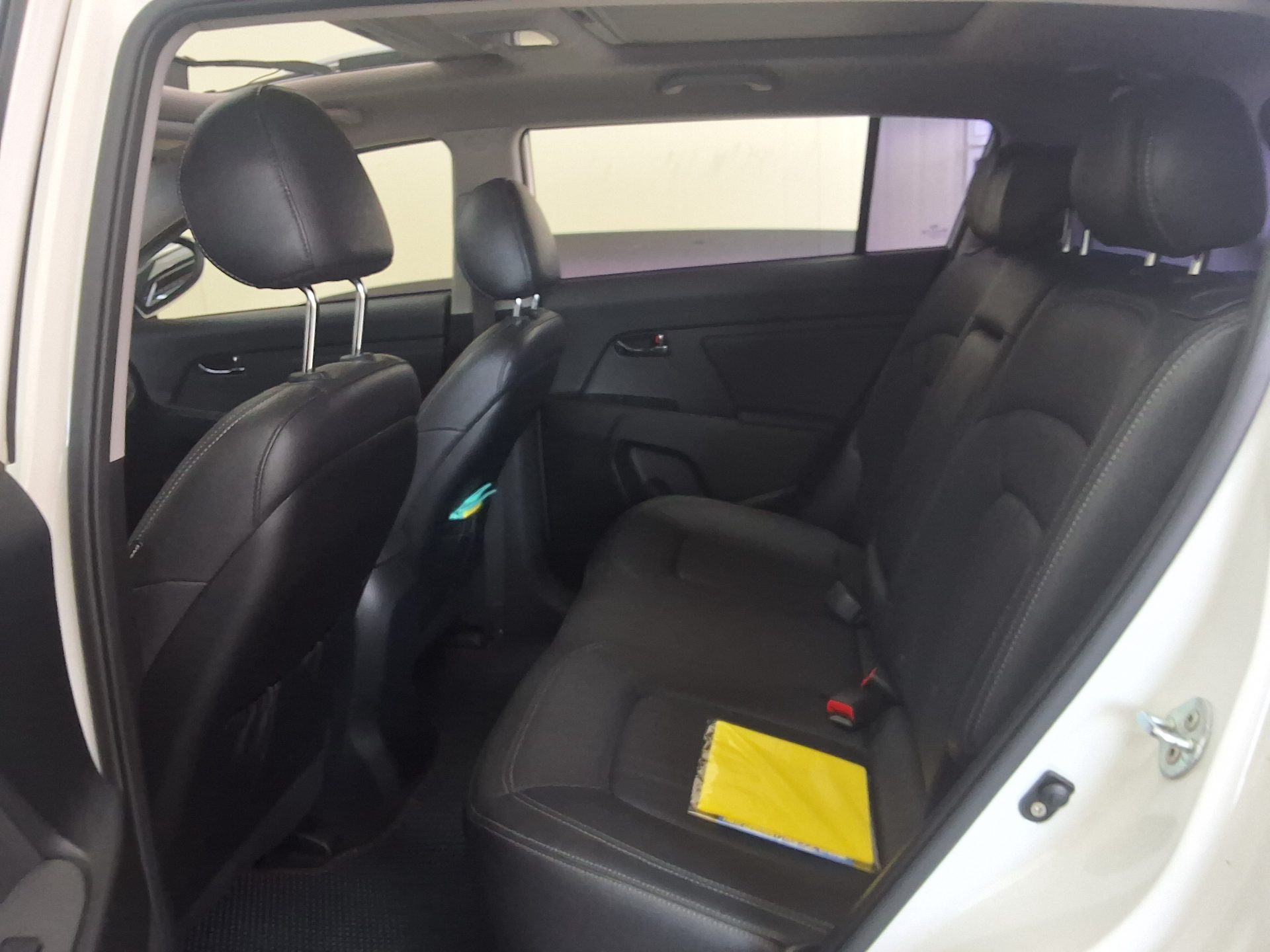2012 - kia sportage
