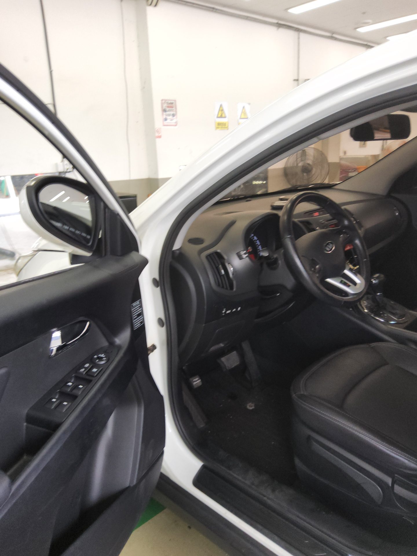 2011 - kia sportage