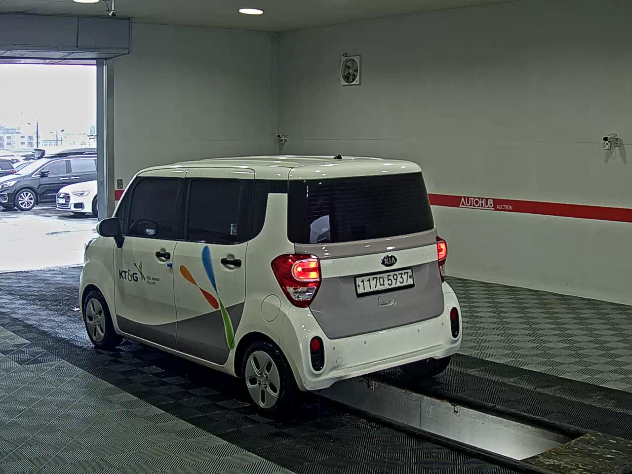 2020 - kia ray