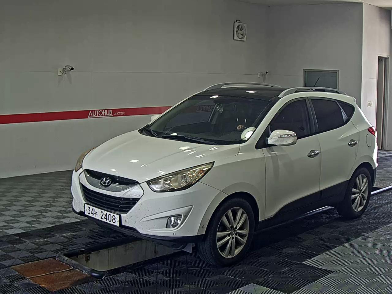 2012 - hyundai tucson