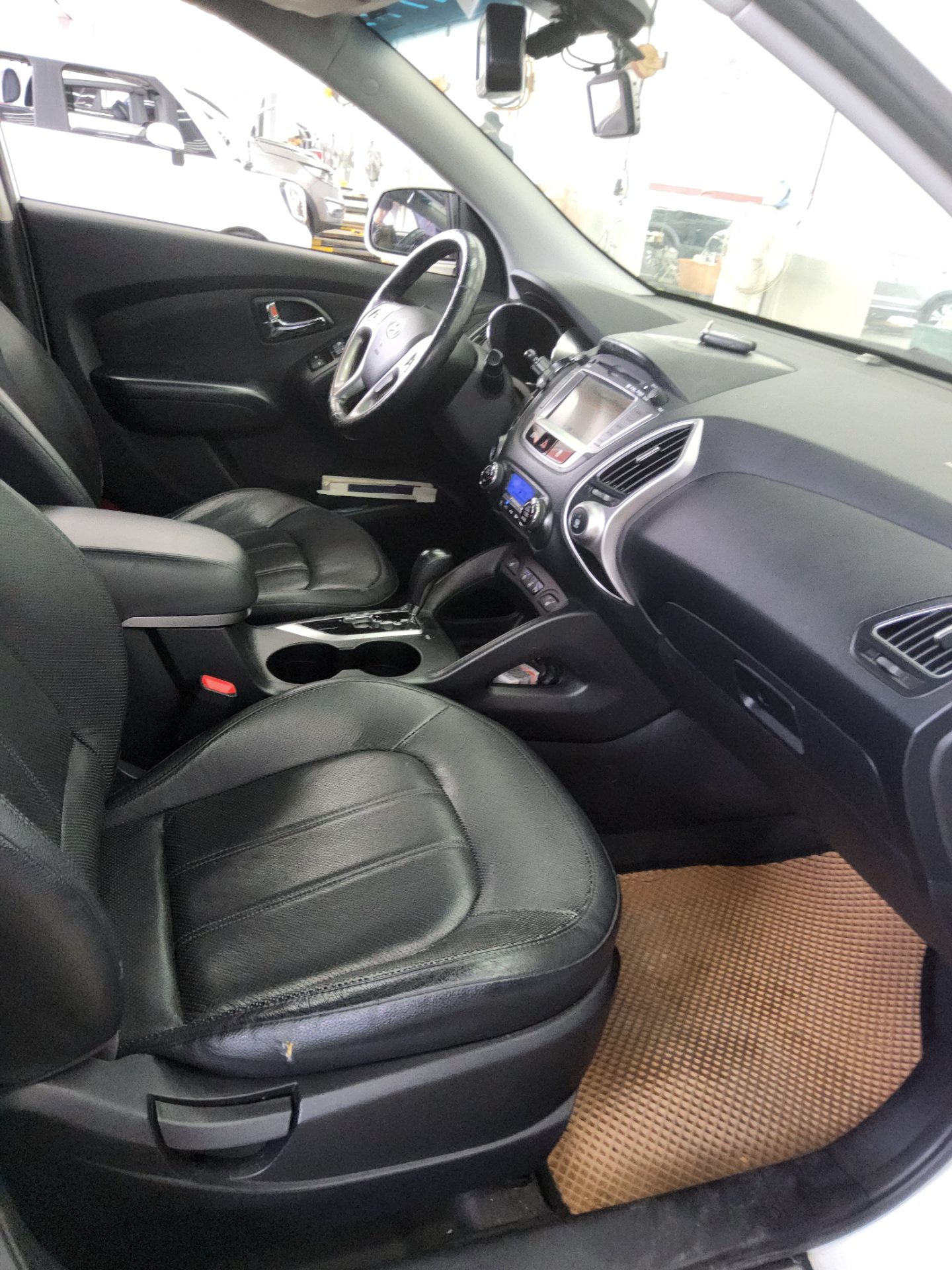 2012 - hyundai tucson