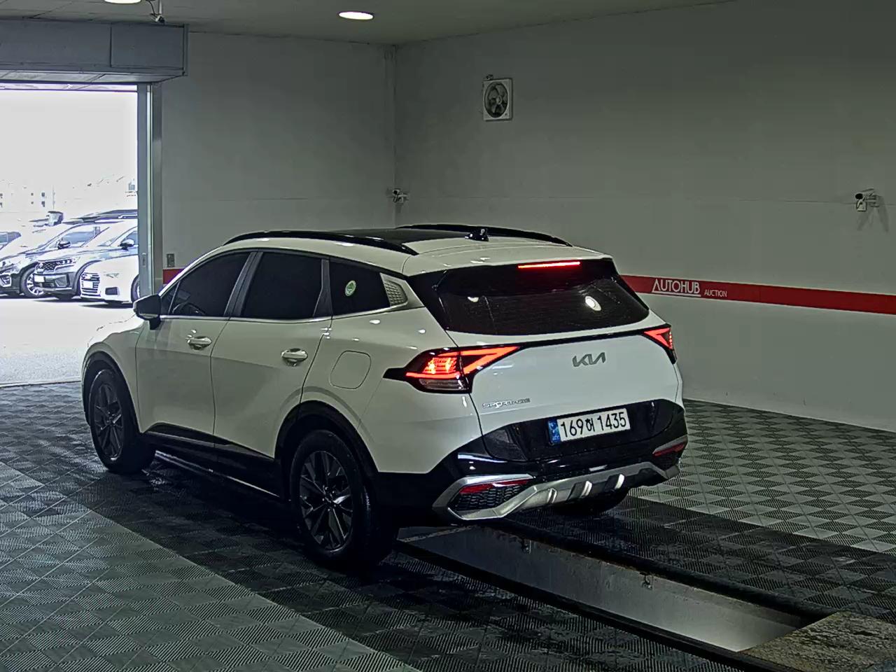 2022 - kia sportage