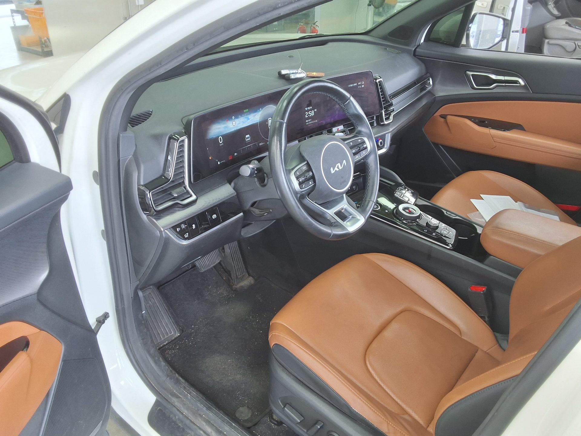 2022 - kia sportage