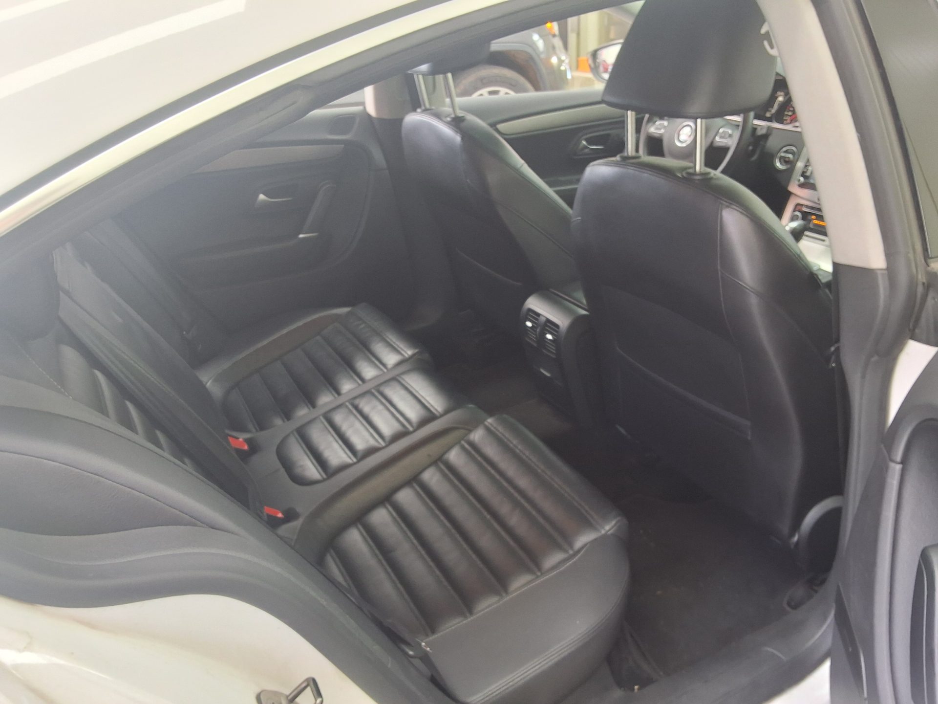2011 - volkswagen cc