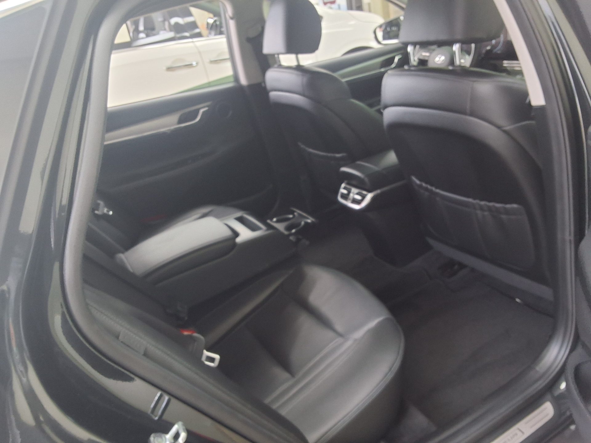 2021 - hyundai grandeur
