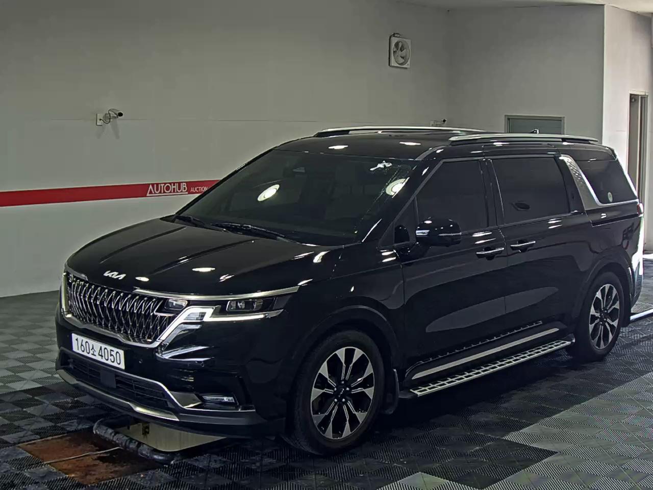 2023 - kia carnival