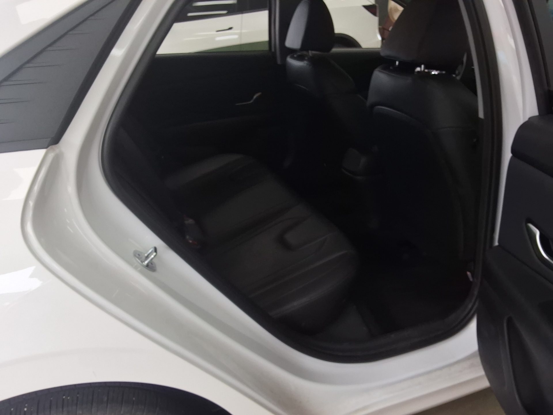 2023 - hyundai avante