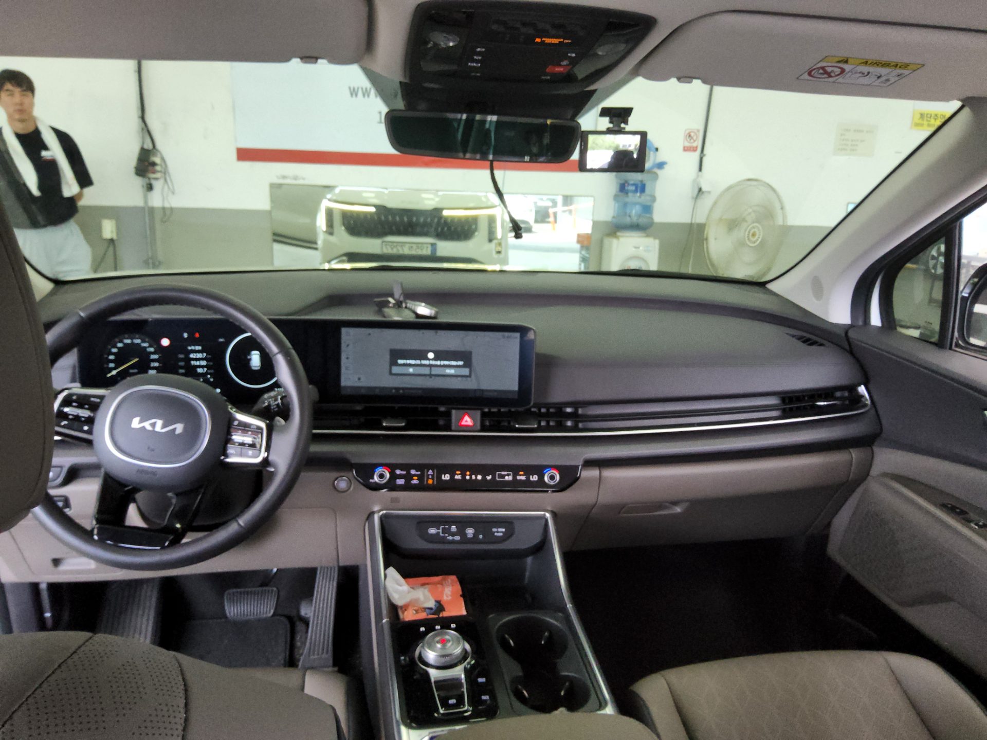 2024 - kia carnival