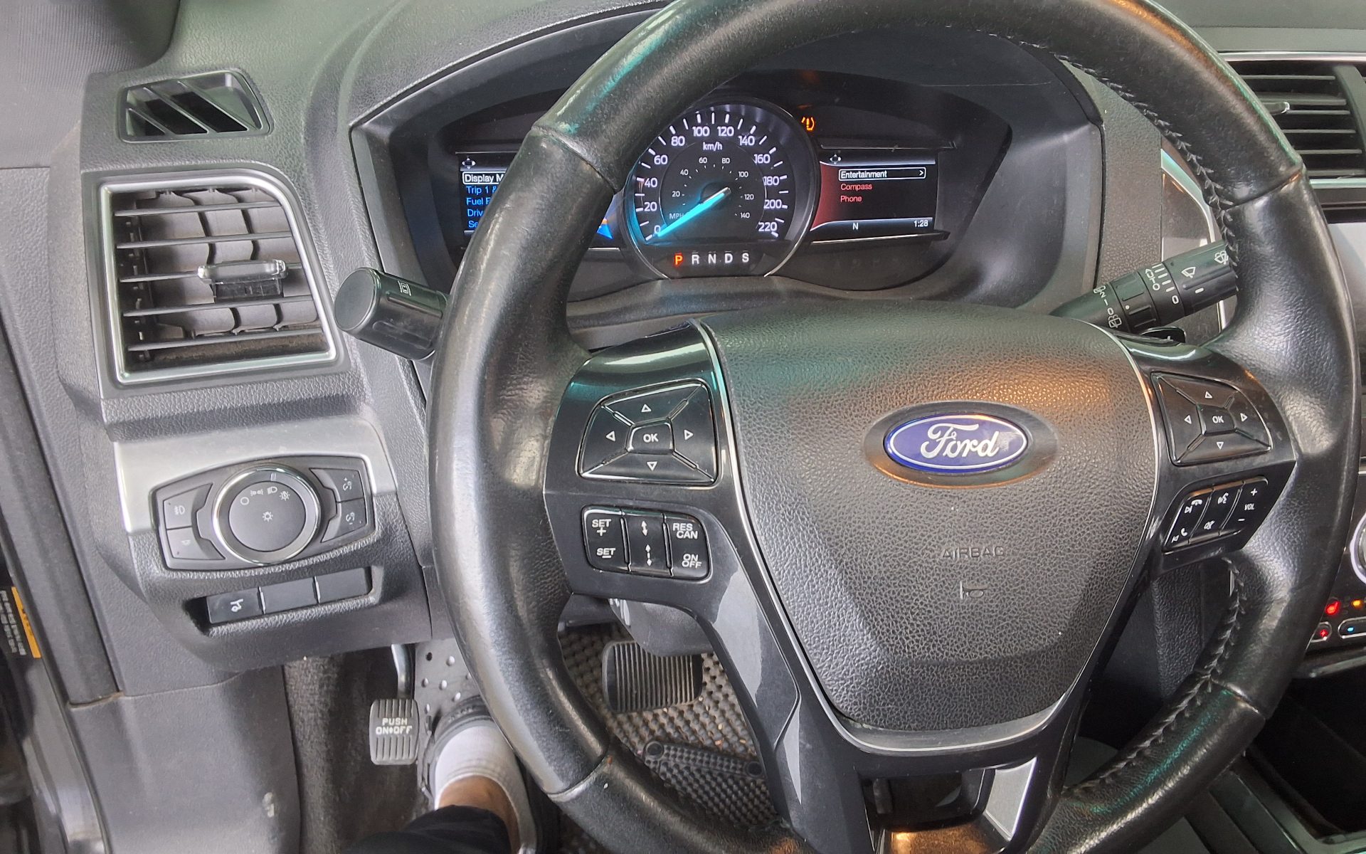 2017 - ford explorer