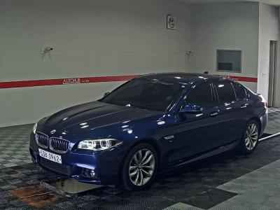بي إم دبليو 5 Series (6Th Gen) 520D M Aerodynamic 2016 520d