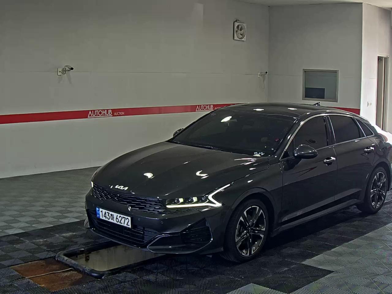 2023 - kia k5