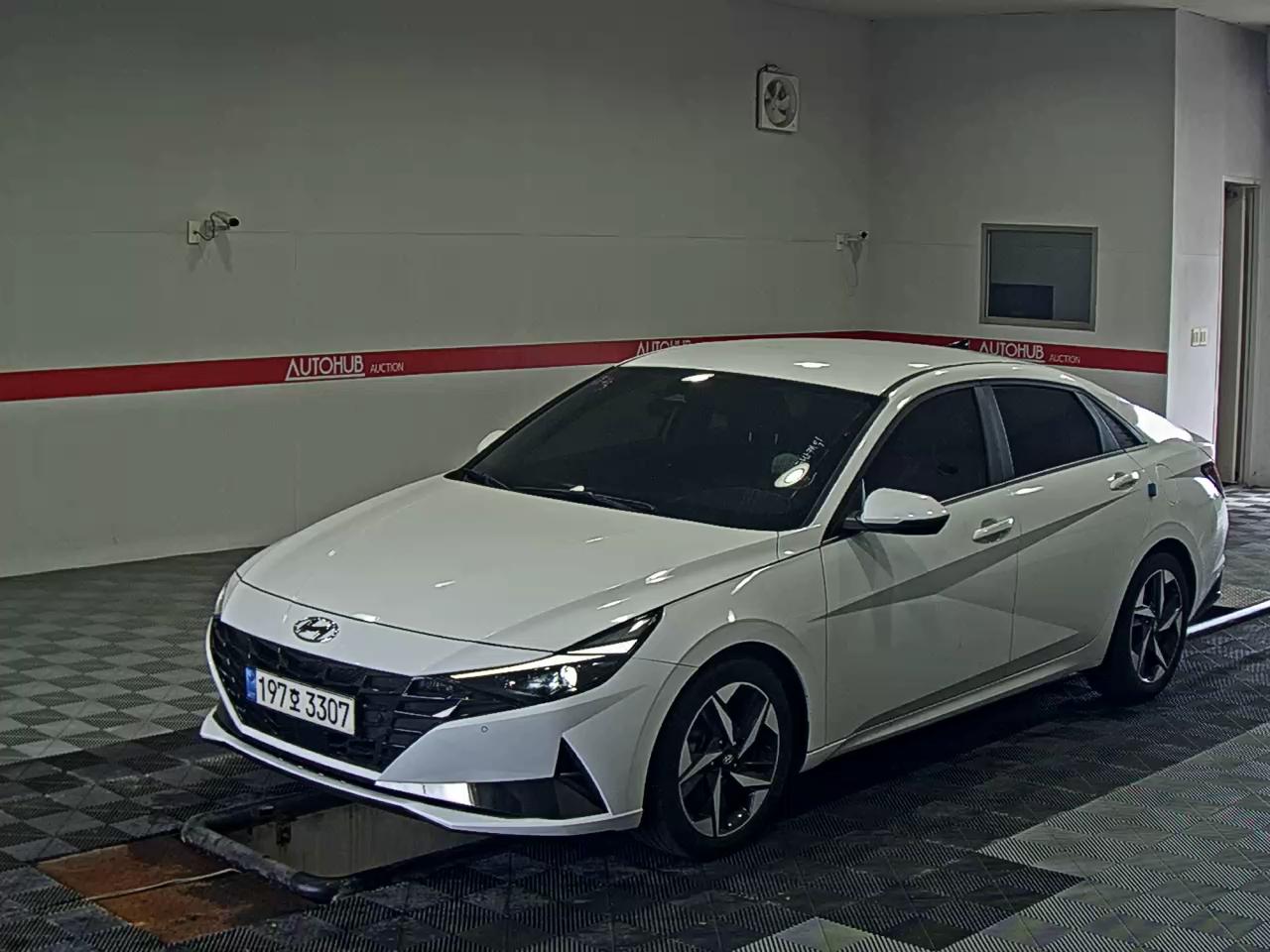 2023 - hyundai avante