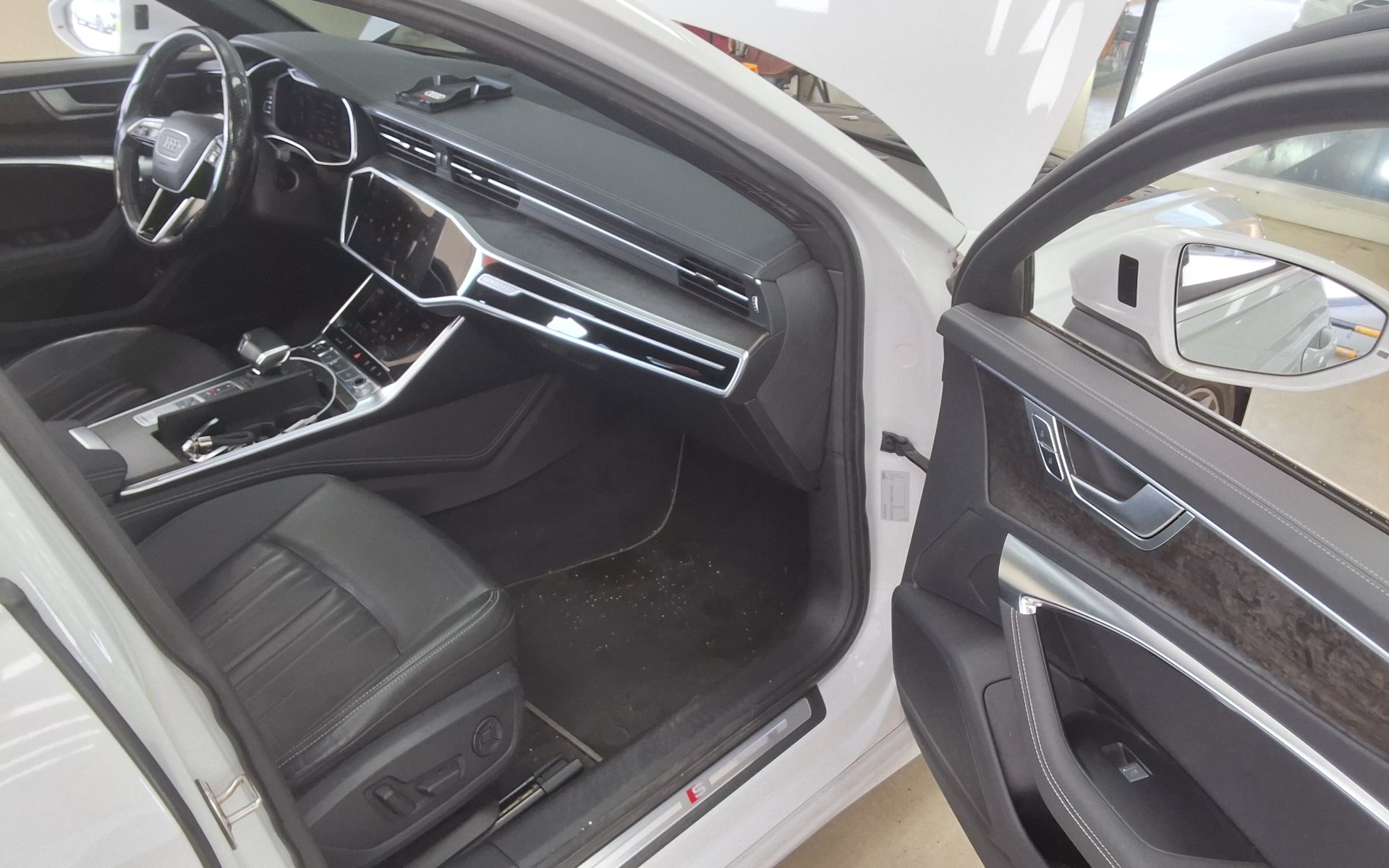 2021 - audi a6