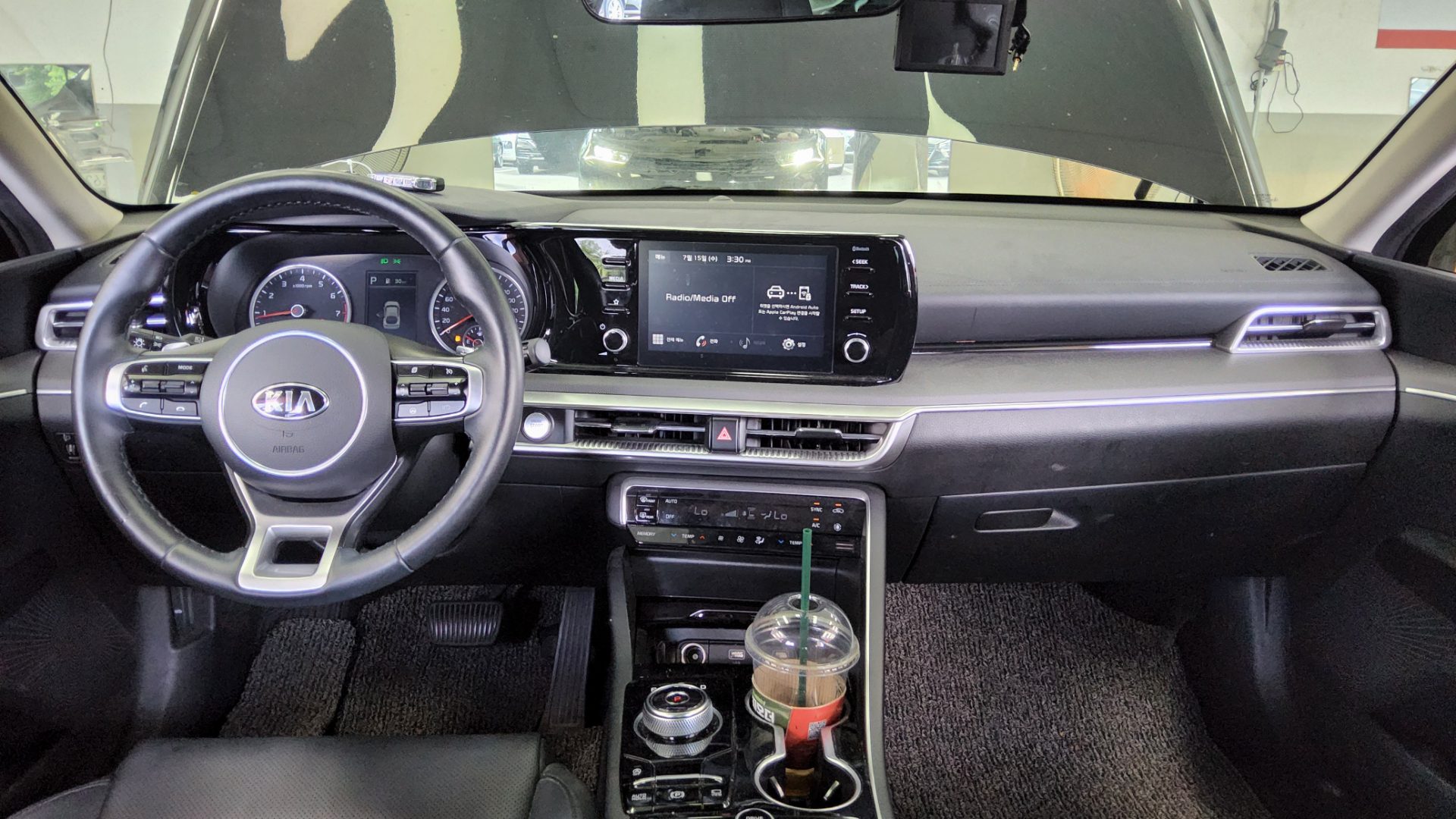 2021 - kia k5