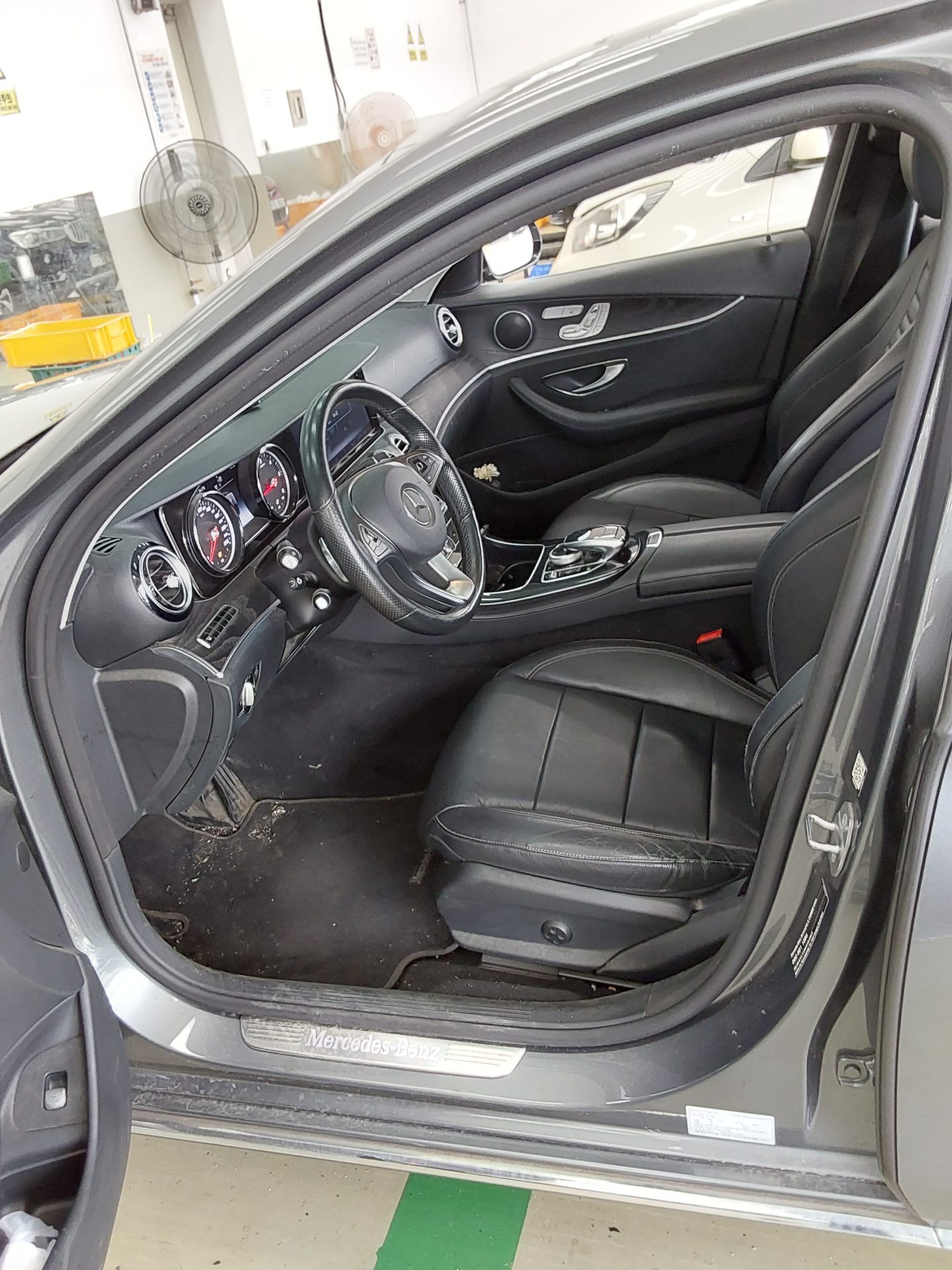 2017 - mercedes-benz e220d