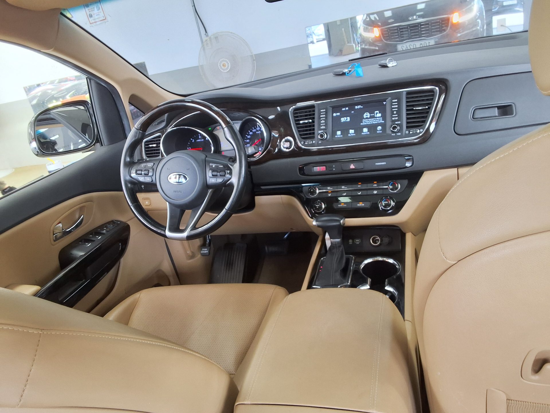 2019 - kia carnival
