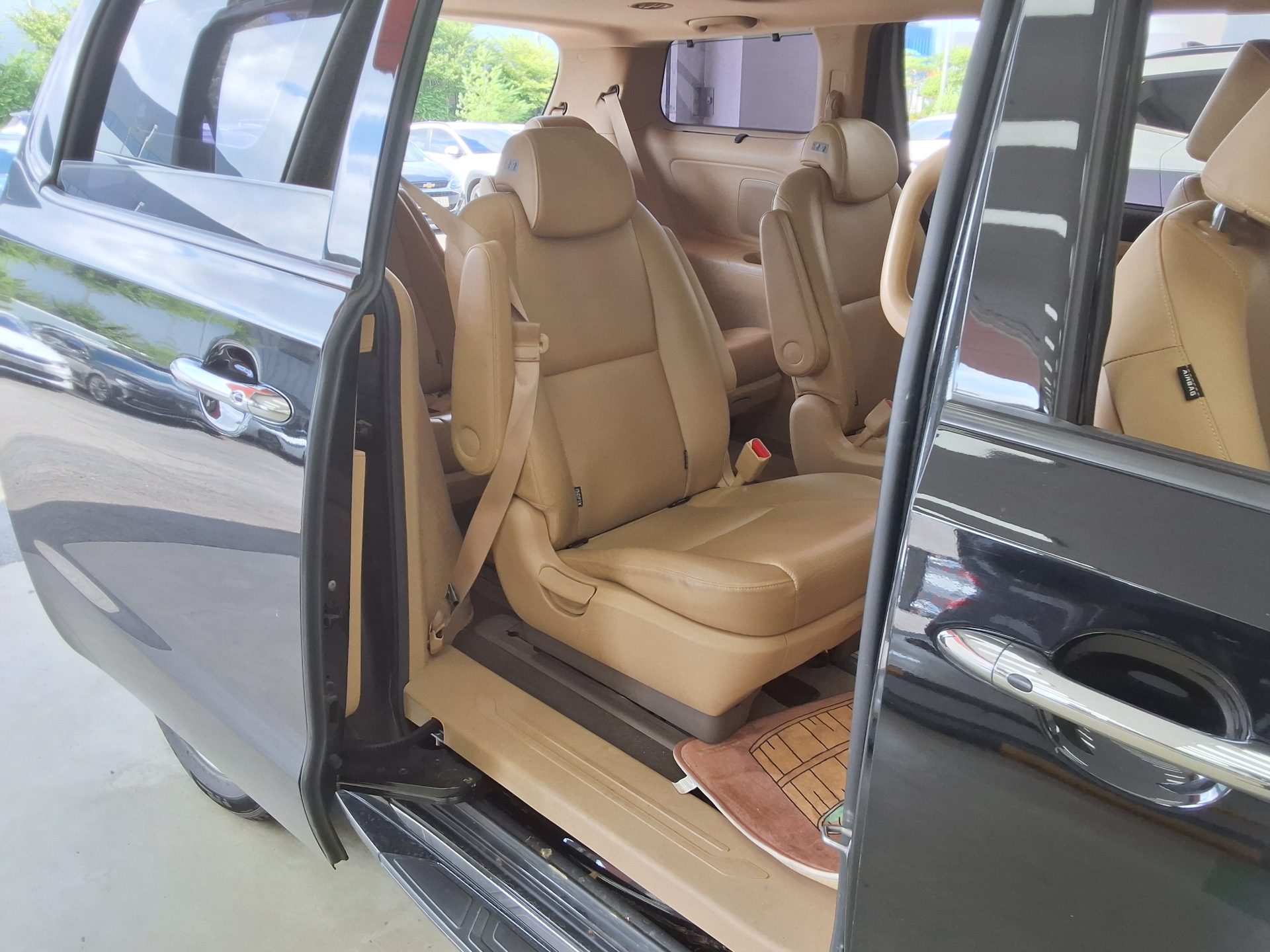 2019 - kia carnival