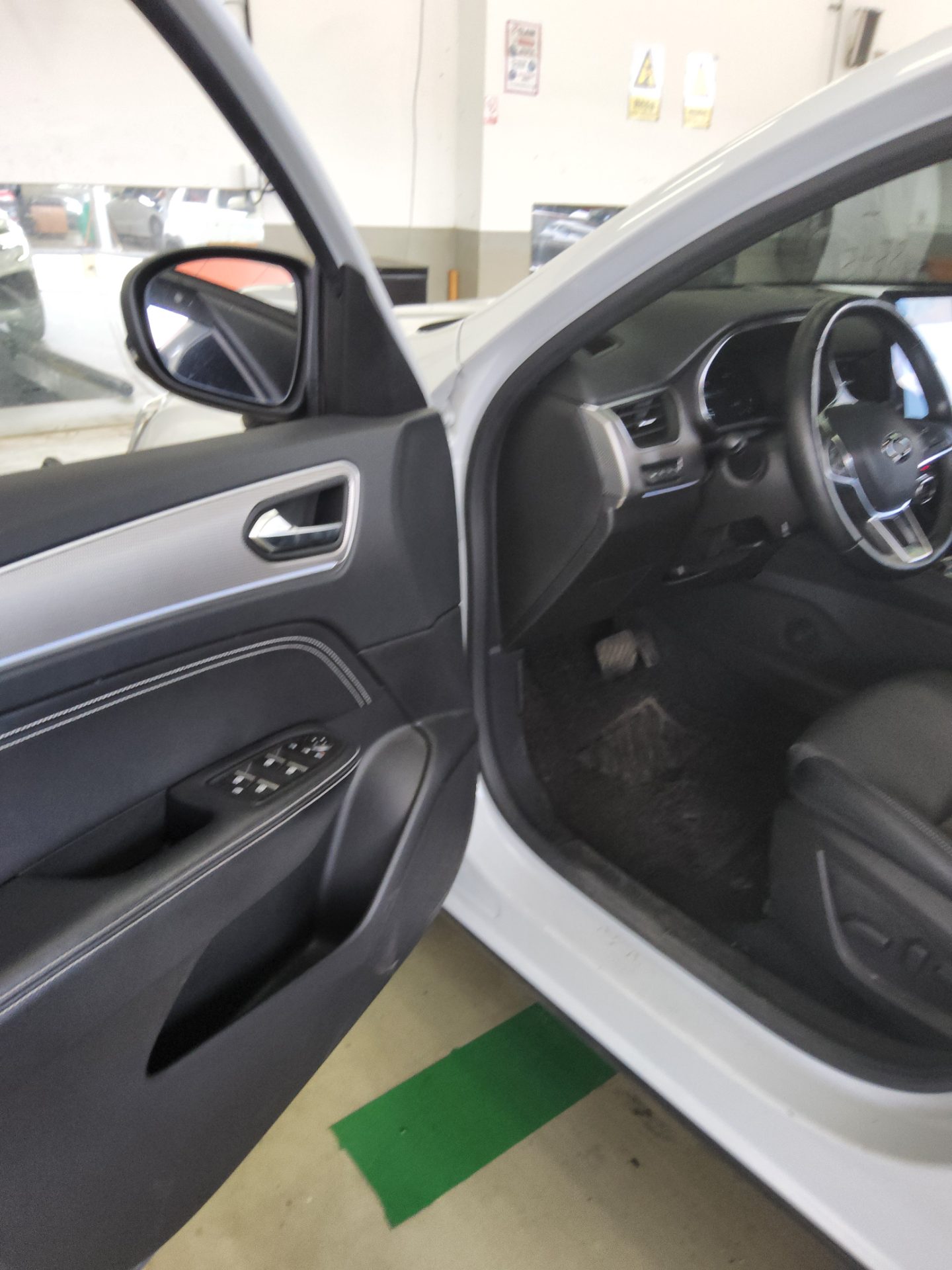 Renault Xm3 2023 — صورة 3