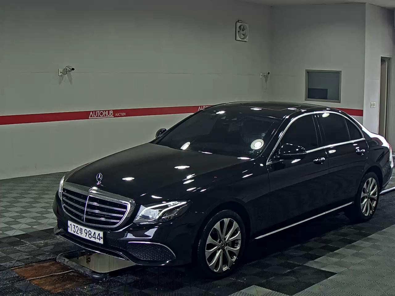 2018 - mercedes-benz e300