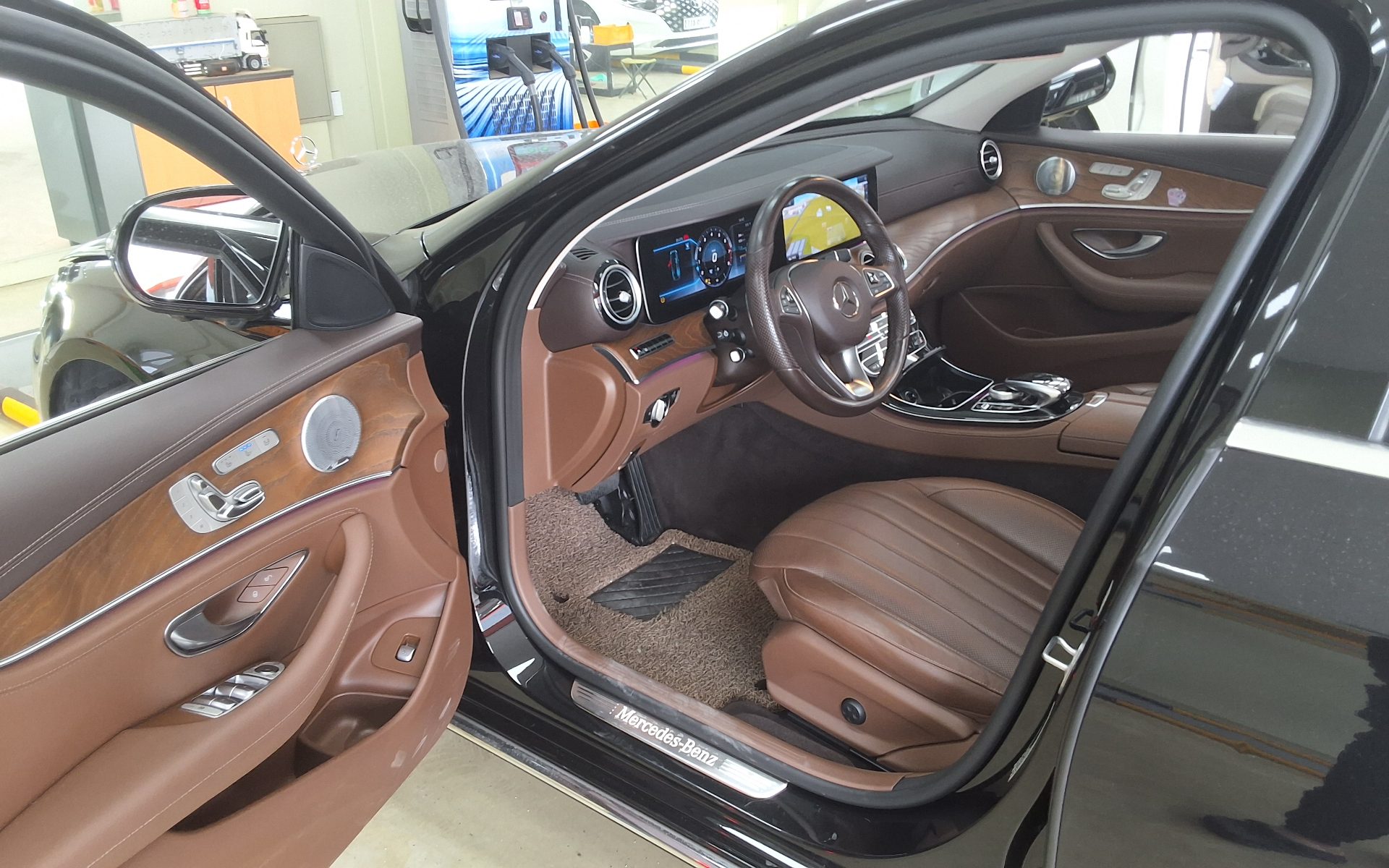 2018 - mercedes-benz e300
