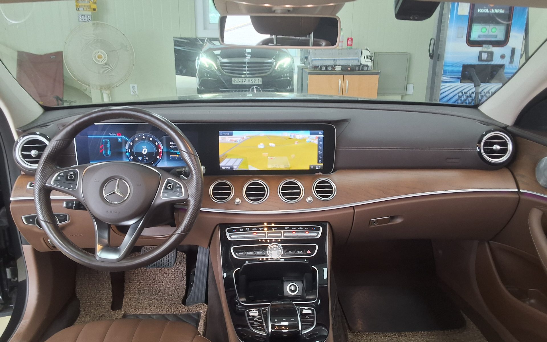 2018 - mercedes-benz e300