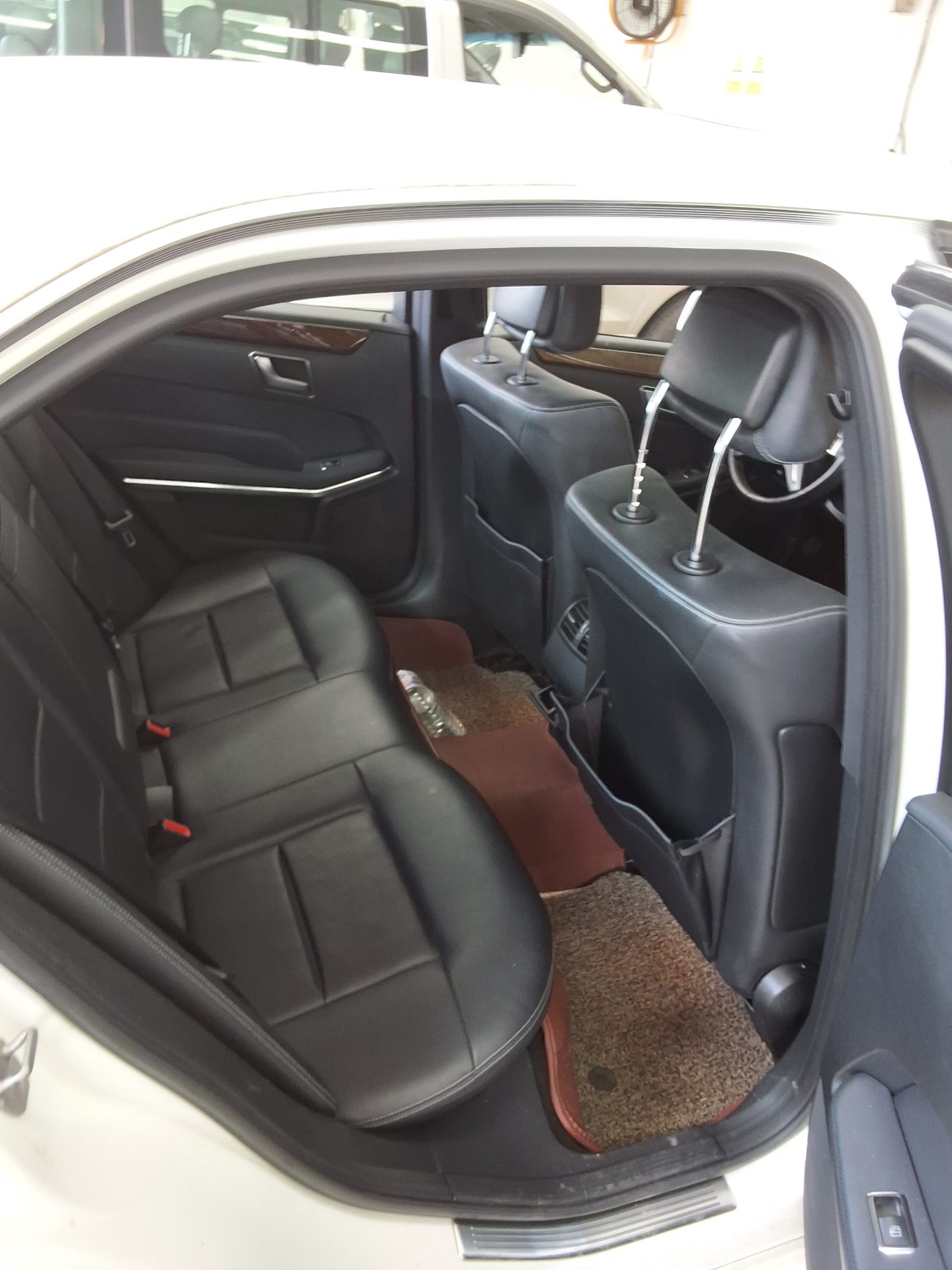 2014 - mercedes-benz e200